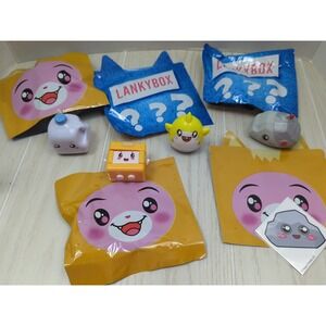 Lankybox Giant Foxy Mystery Box small toy figures sticker surprises squishy rock
